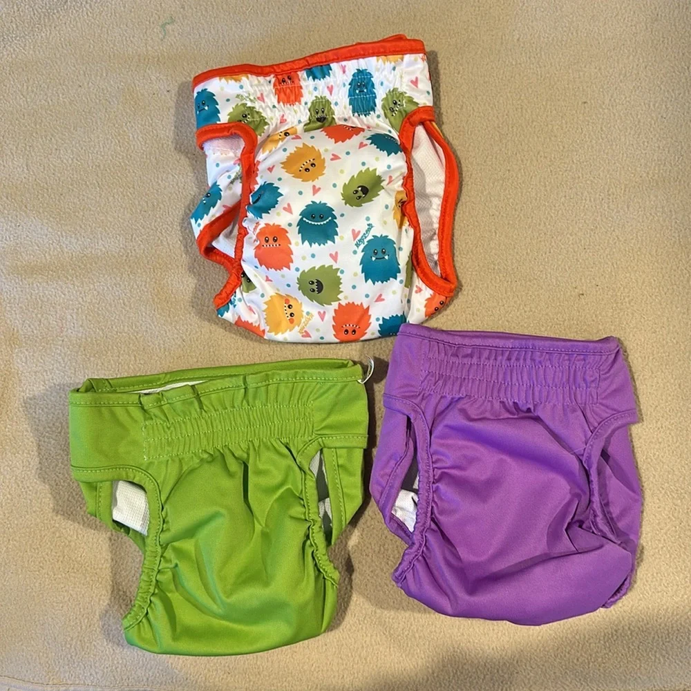 NWT 2 Pet Magash Female dog reuseable diapers 1 Wegreec diaper